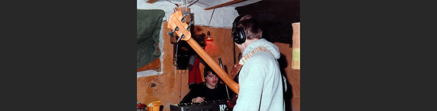 1983